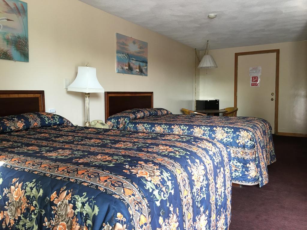 Knotty Pine Motel Salisbury Buitenkant foto