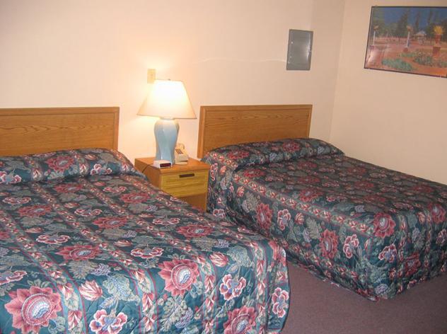 Knotty Pine Motel Salisbury Kamer foto